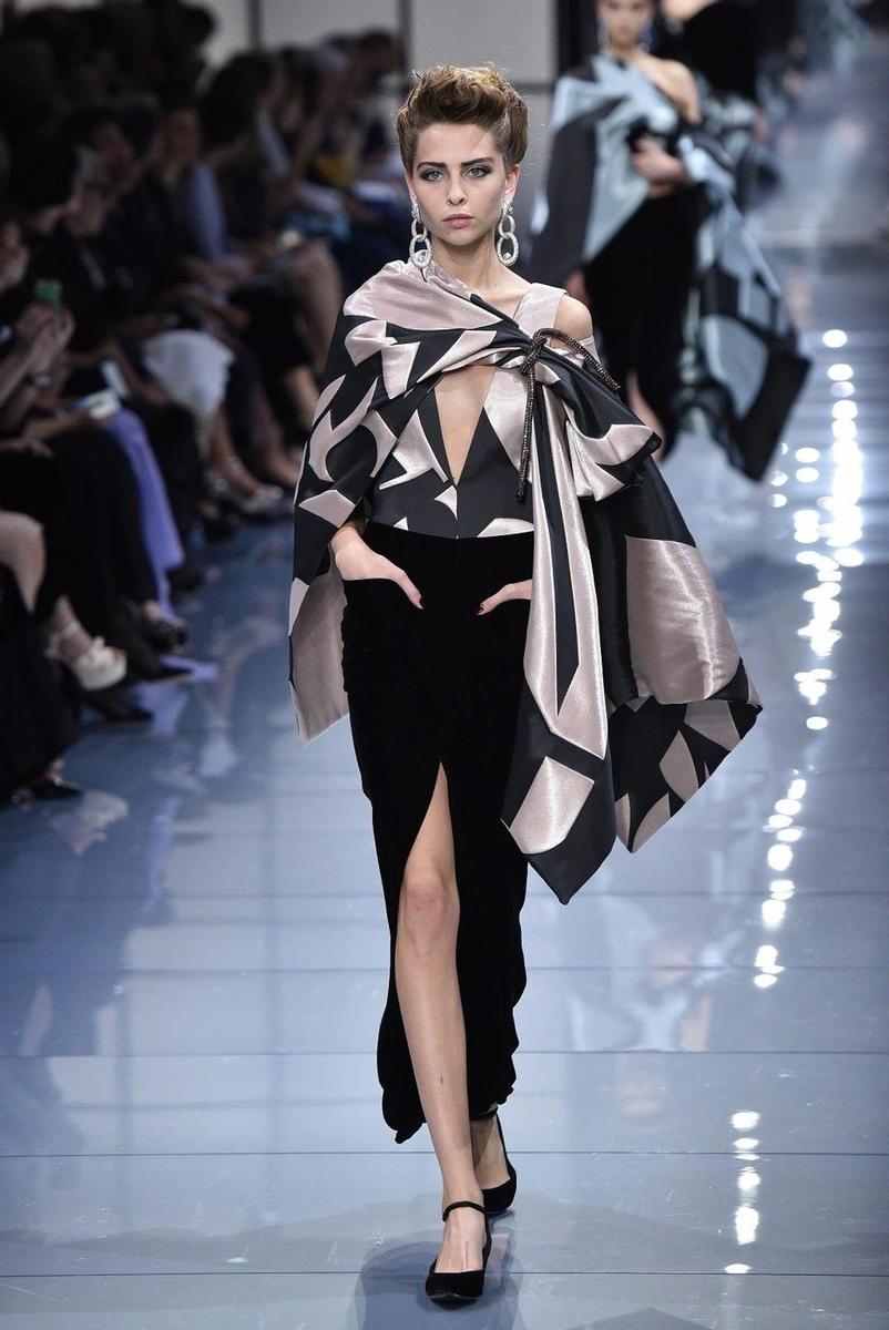 Haute Couture FW16: Armani Privé