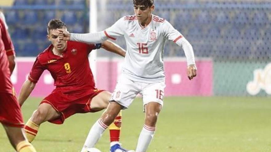 Gonzalo Villar, el pasado 15 de octubre en su primer partido oficial con la sub-21 en Montenegro.