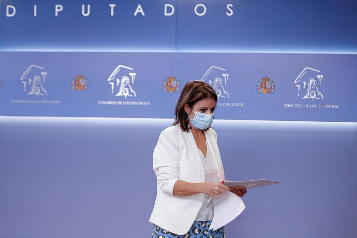 GRAF1364 MADRID (ESPAÑA), 08/09/2020. La portavoz del Grupo Socialista en el Congreso de los Diputados, Adriana Lastra, ofrece una rueda de prensa tras asistir este martes en el Congreso de los Diputados en Madrid a la reunión de la Junta de Portavoces del Congreso. EFE/Emilio Naranjo