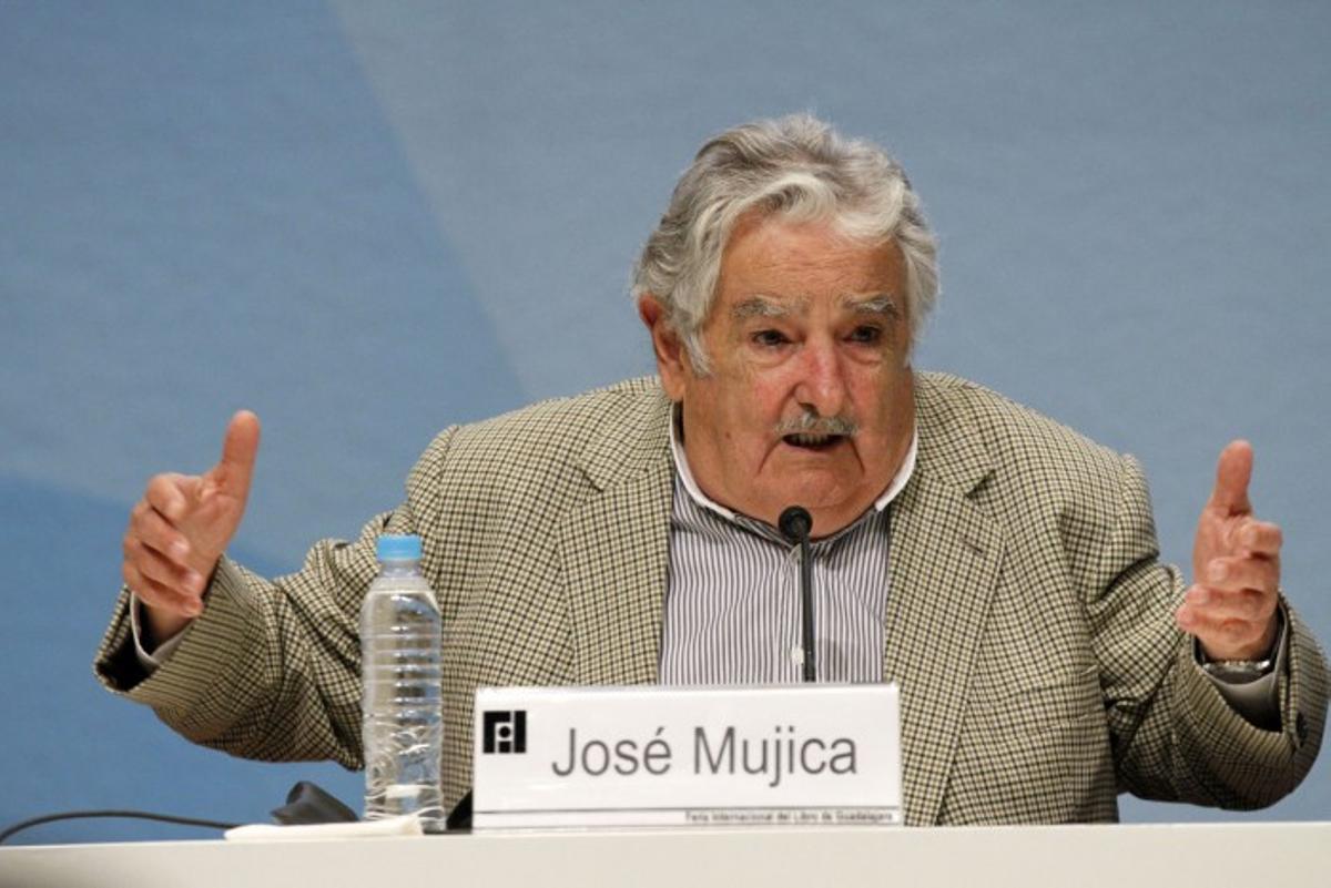 mujica crida a lausteritat els poltics hem de viure com la majoria
