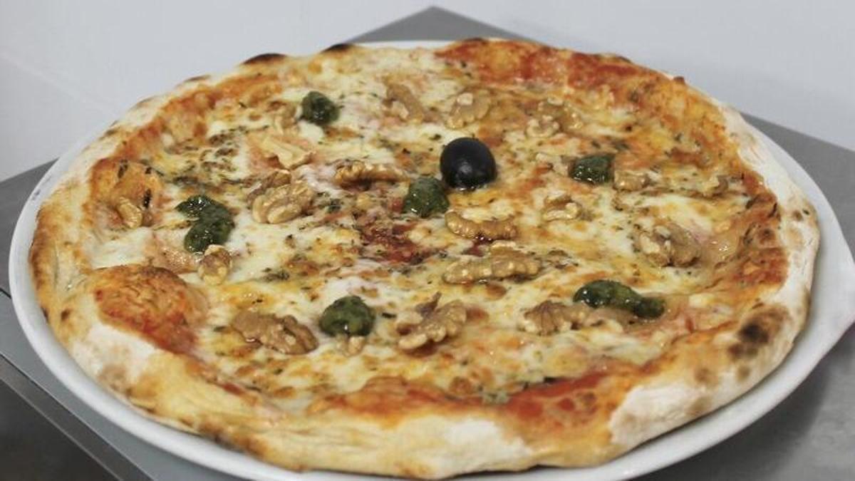 Pizza Caprina de Sinuessa