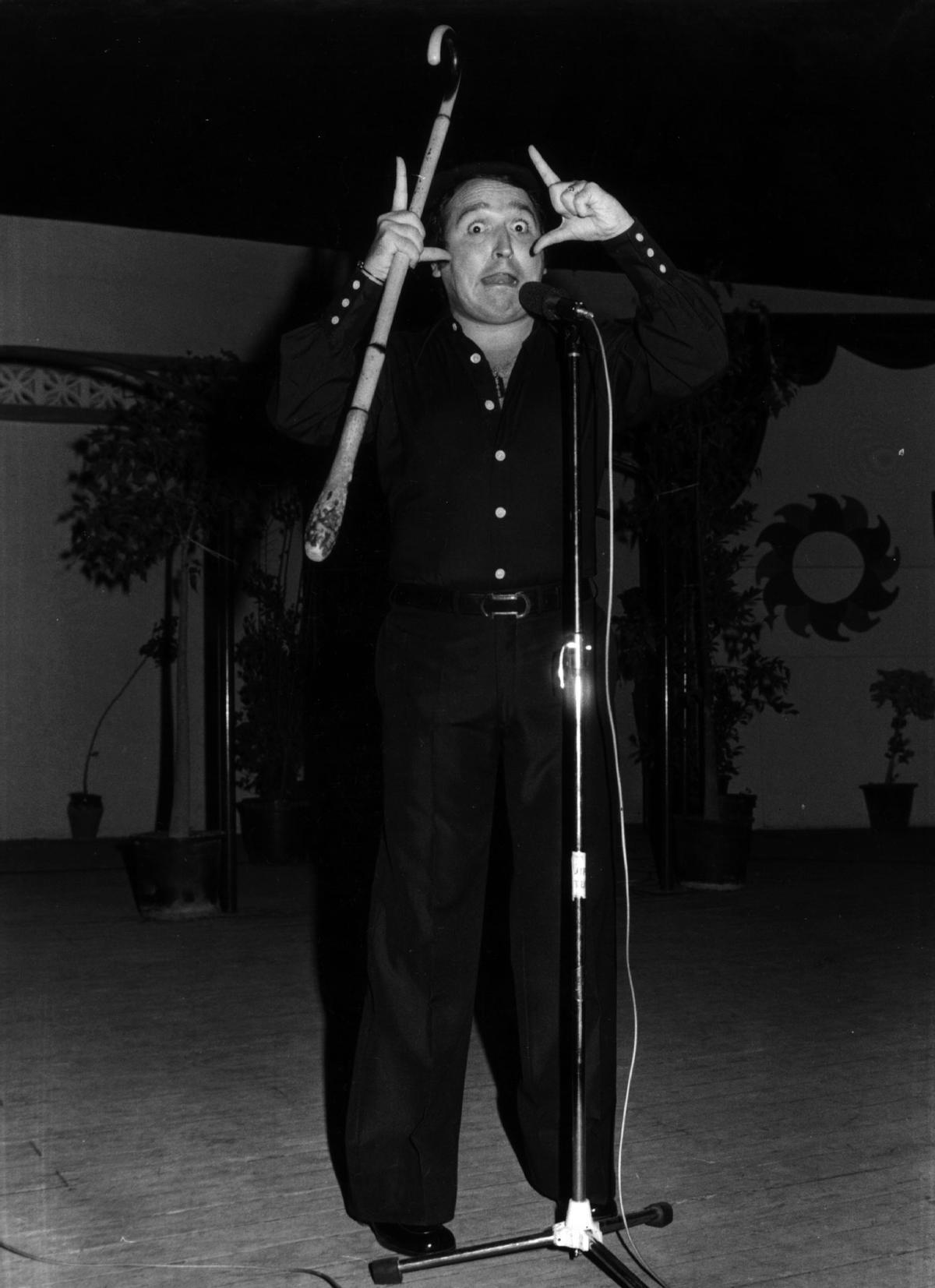 1976. LA RAMONA. FERNANDO ESTESO.