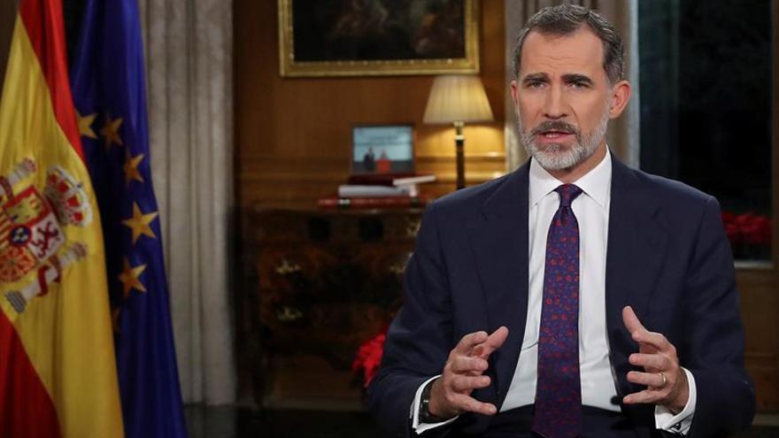 Felipe VI insta a impedir que renazcan en España el rencor y el resentimiento