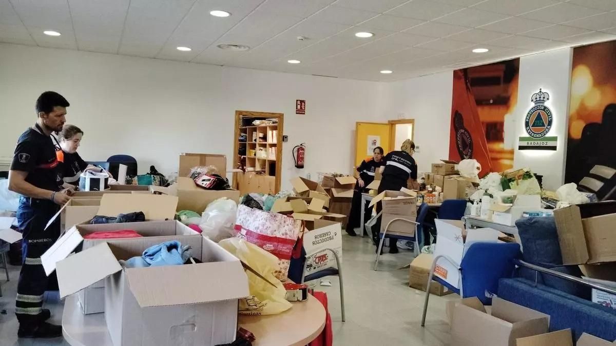 El parque municipal de bomberos de Badajoz centraliza la recogida.