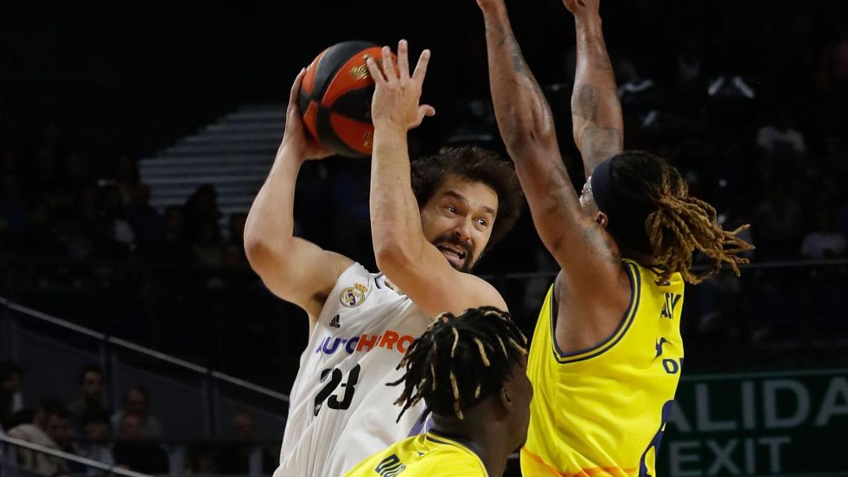 Sergio Llull en una acción ante el Gran Canaria