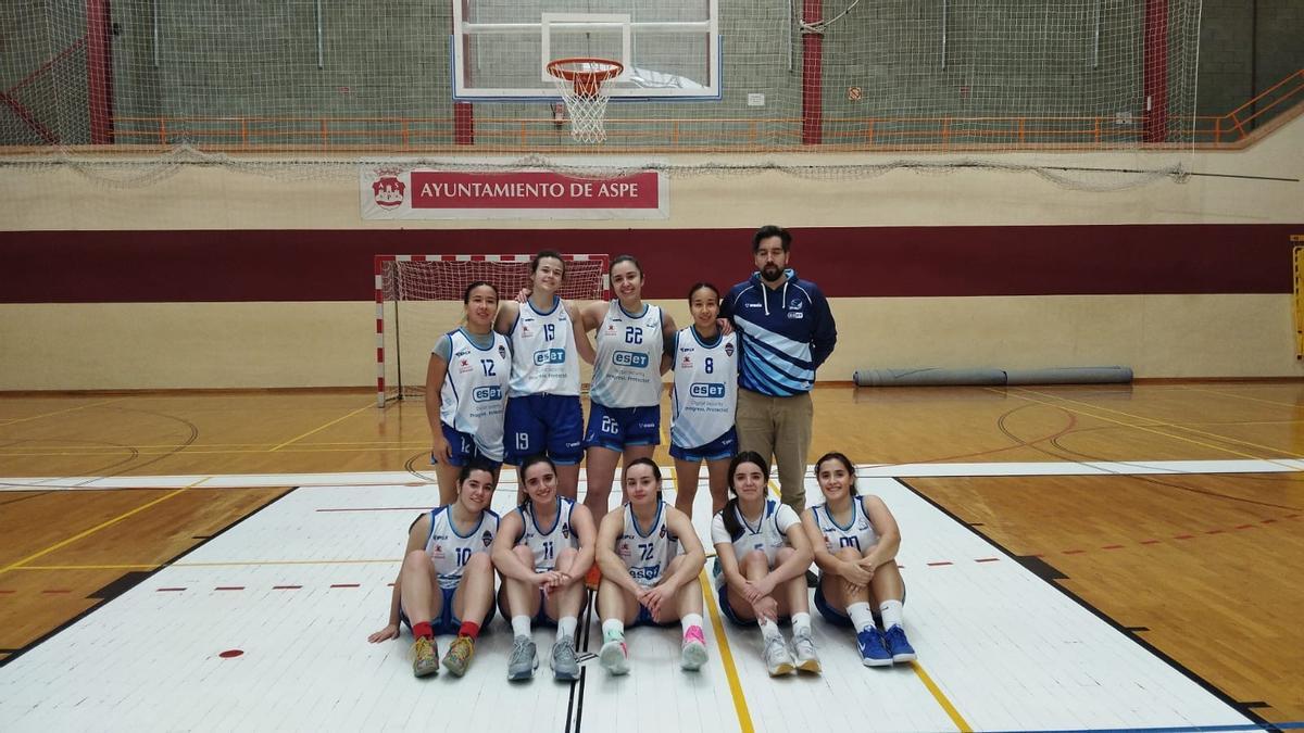 Las chicas del Eset Ontinet, que siguen invictas en la competición.