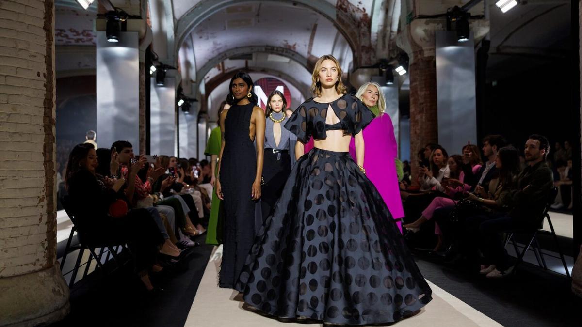 Desfile de la colección de Lola Casademunt by Maite.