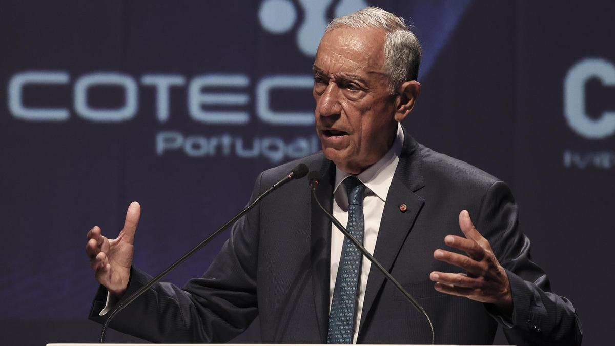 La cirugía a Rebelo de Sousa fue bien y estará "previsiblemente" dos días hospitalizado.