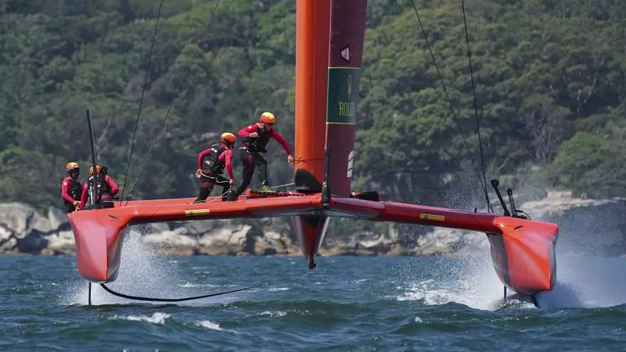 El equipo español de SailGP, busca dar un paso al frente en la ciudad del viento