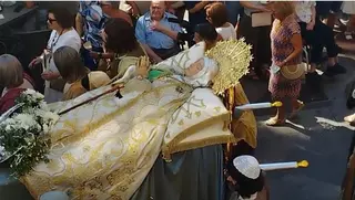 Emoción y belleza en la Procesión-Entierro de la Patrona de Elche