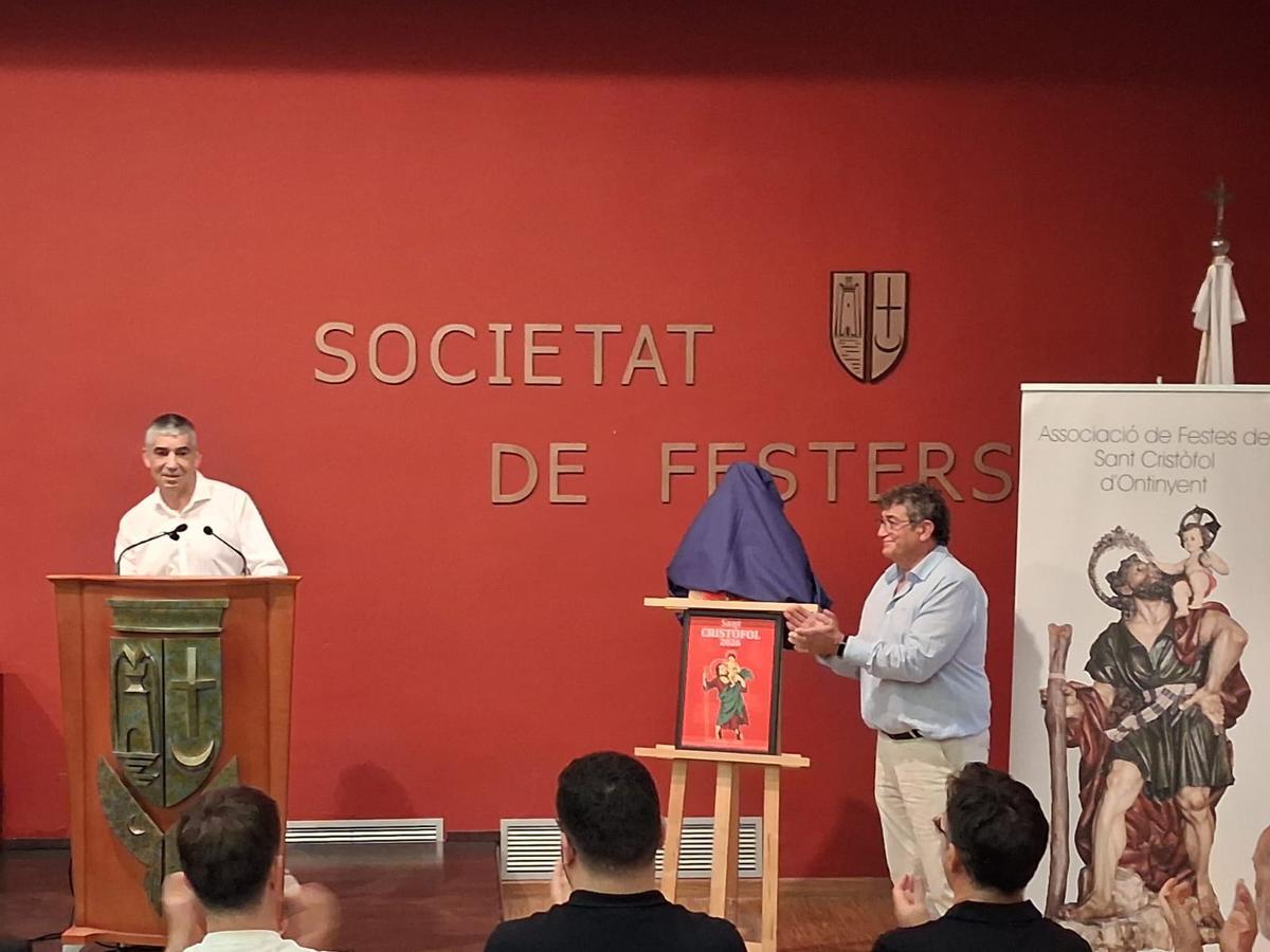 Acto de presentación del cartel de las fiestas de Sant Cristòfol de Ontinyent.