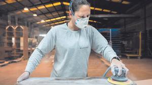 Les mans ja no són d’obra