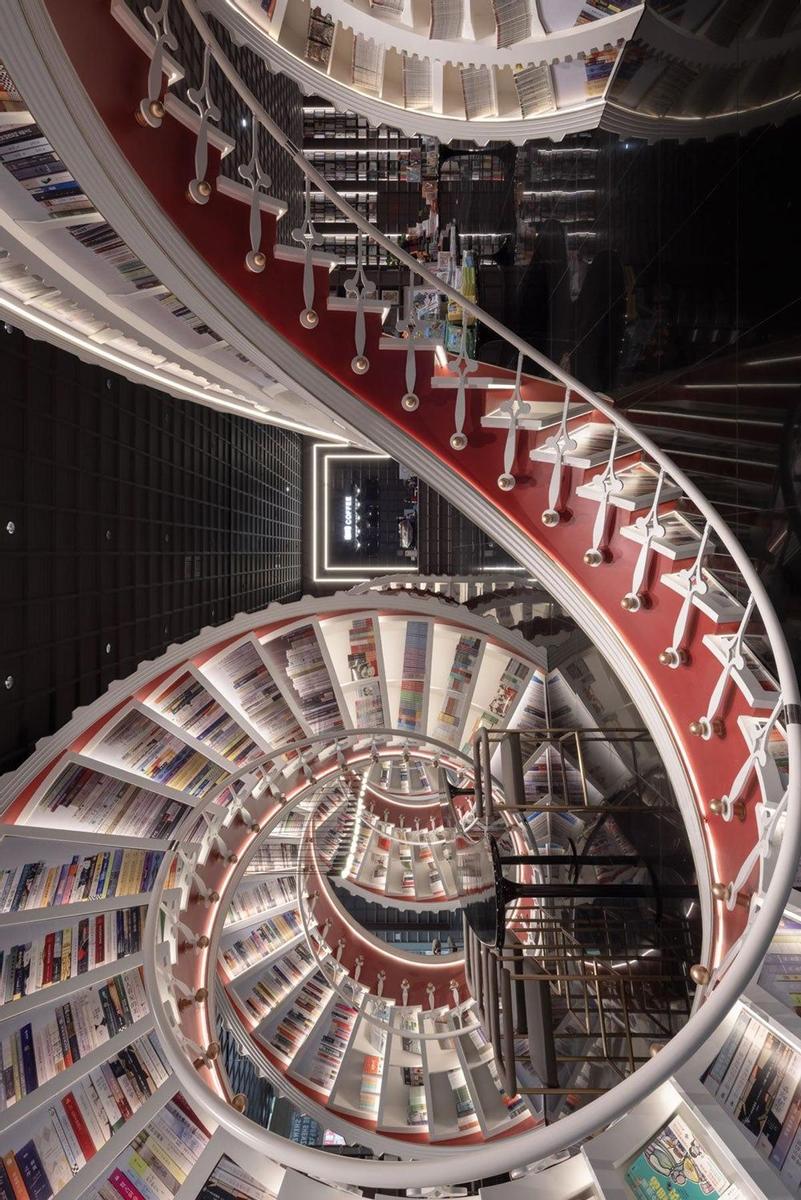 Librería escalera espiral Shenzhen China