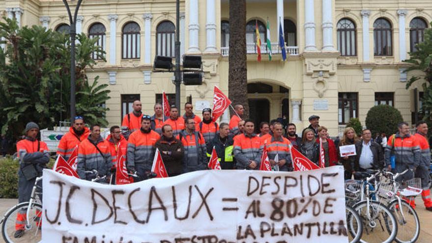 Una imagen de la concentración ante el Ayuntamiento de Málaga.