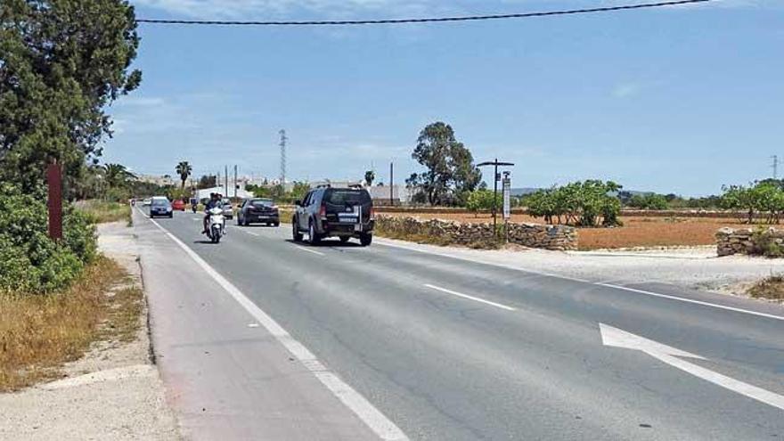 Lugar donde se estrelló la moto, en Sant  Ferran.