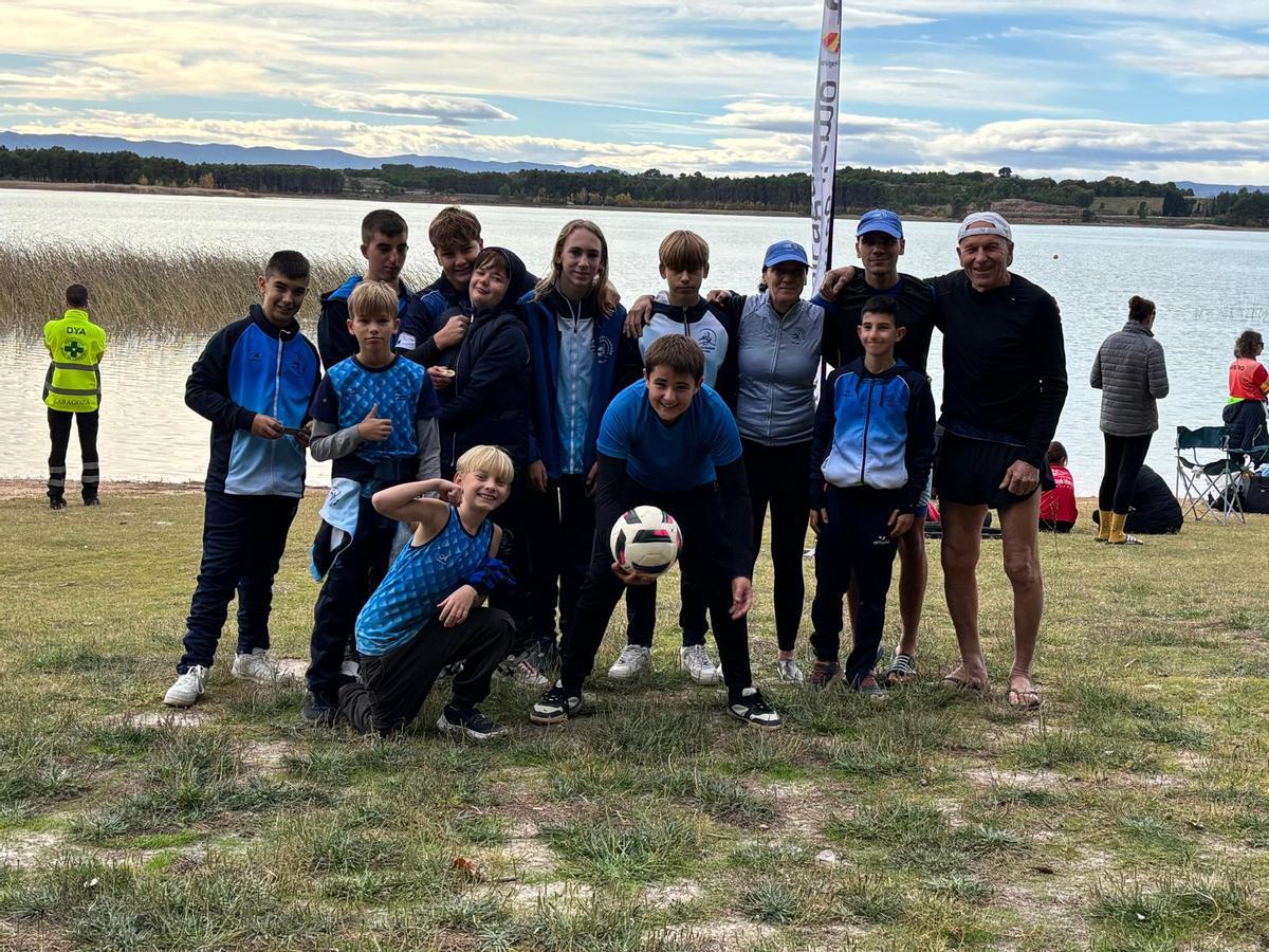 Palistas del club de Cullera.