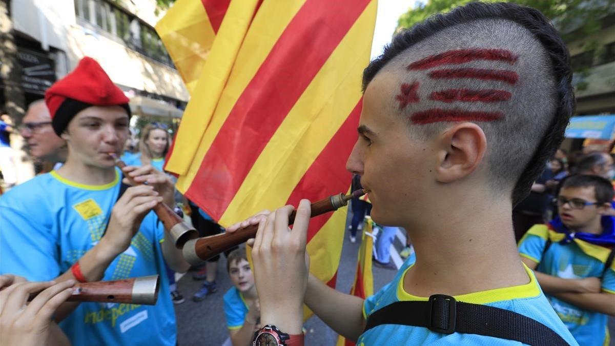 Manifestantes de la Diada, en la plaza de Espanya.