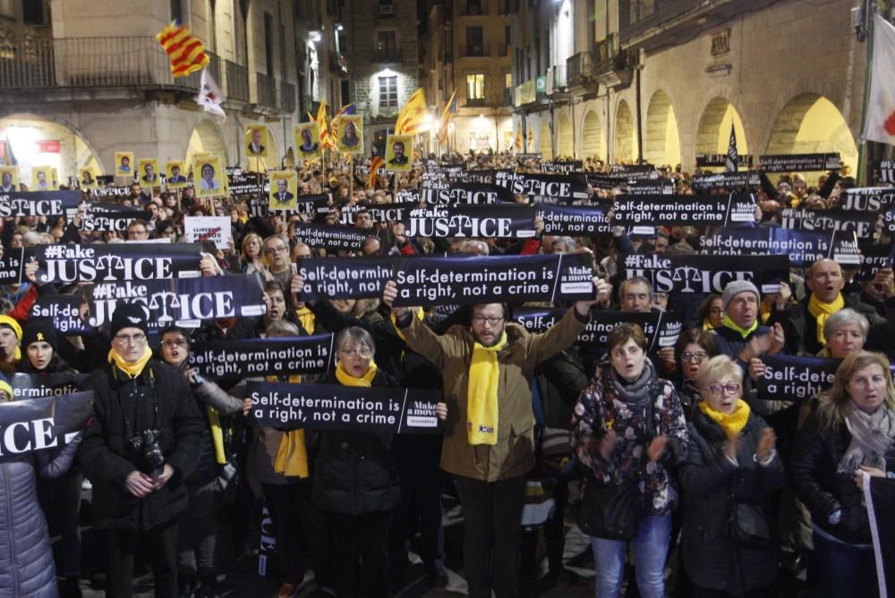 Concentració a Girona per la llibertat dels polítics presos