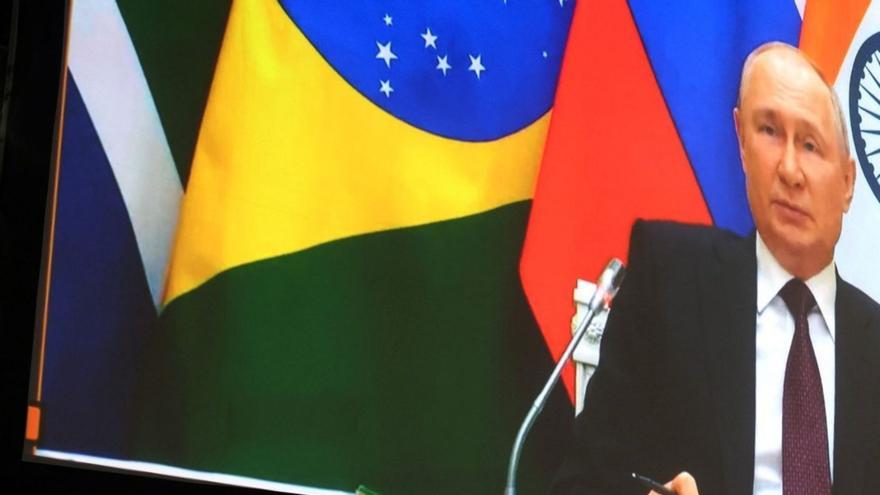 Intervencion por videoconferencia de Vladimir Putin en la 15 Cumbe Empresarial Brics, en Johanesburgo en agosto.