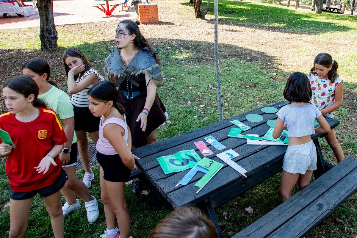 Los campamentos de verano en Cerro Muriano, en imágenes