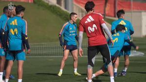 Penúltimo entreno de España antes de viajar a Barcelona y medirse a Egipto
