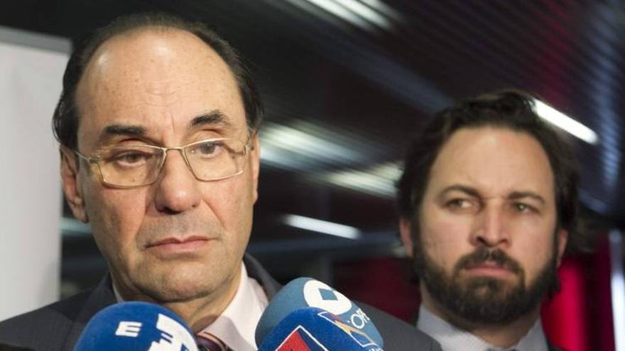 Vidal-Quadras tacha de &quot;bochornosa&quot; la designación de Cañete por SMS