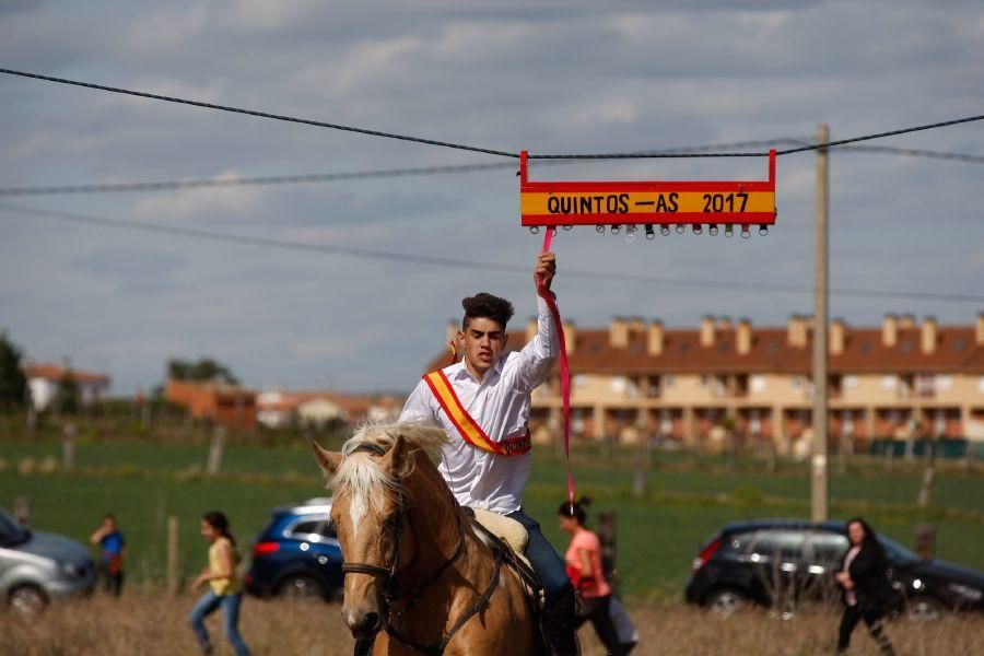 Los quintos de Monfarracinos persiguen las cintas