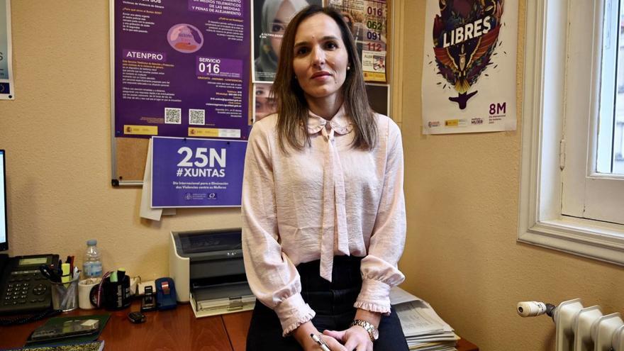 María José Rodríguez en su despacho, en la Subdelegación de Pontevedra.