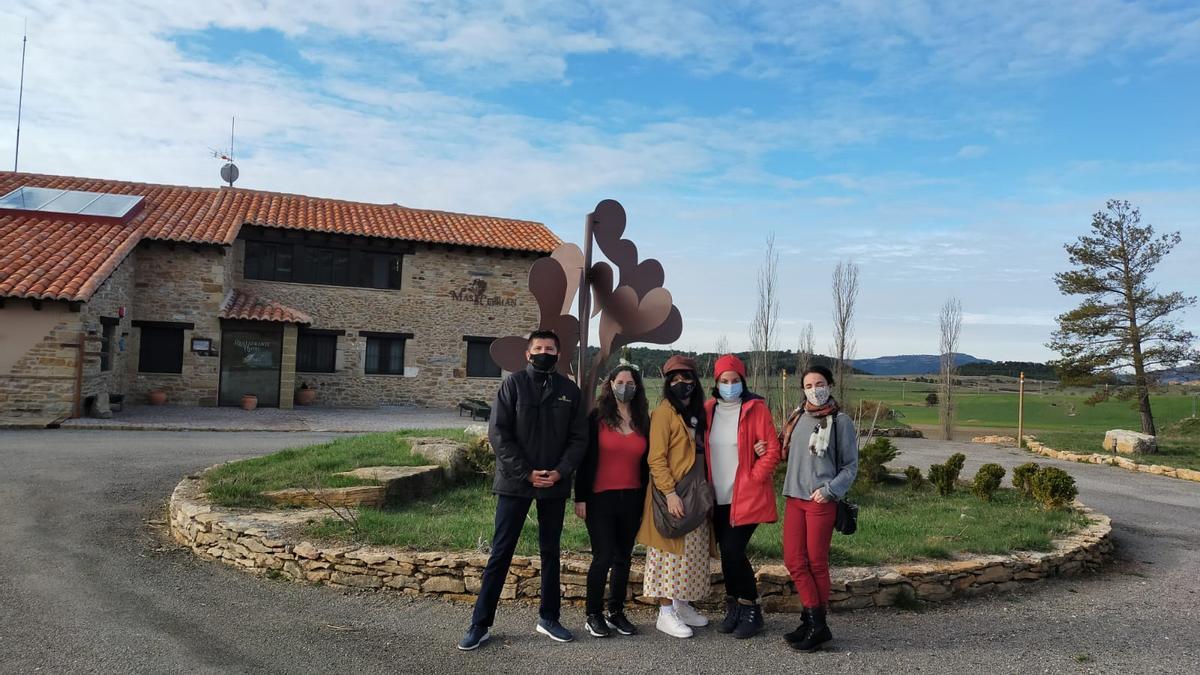 ‘Mas de Cebrián’, en Puertomingalvo, recibe la visita de varias influencers en una iniciativa para potenciar la comarca del Gúdar-Javalambre