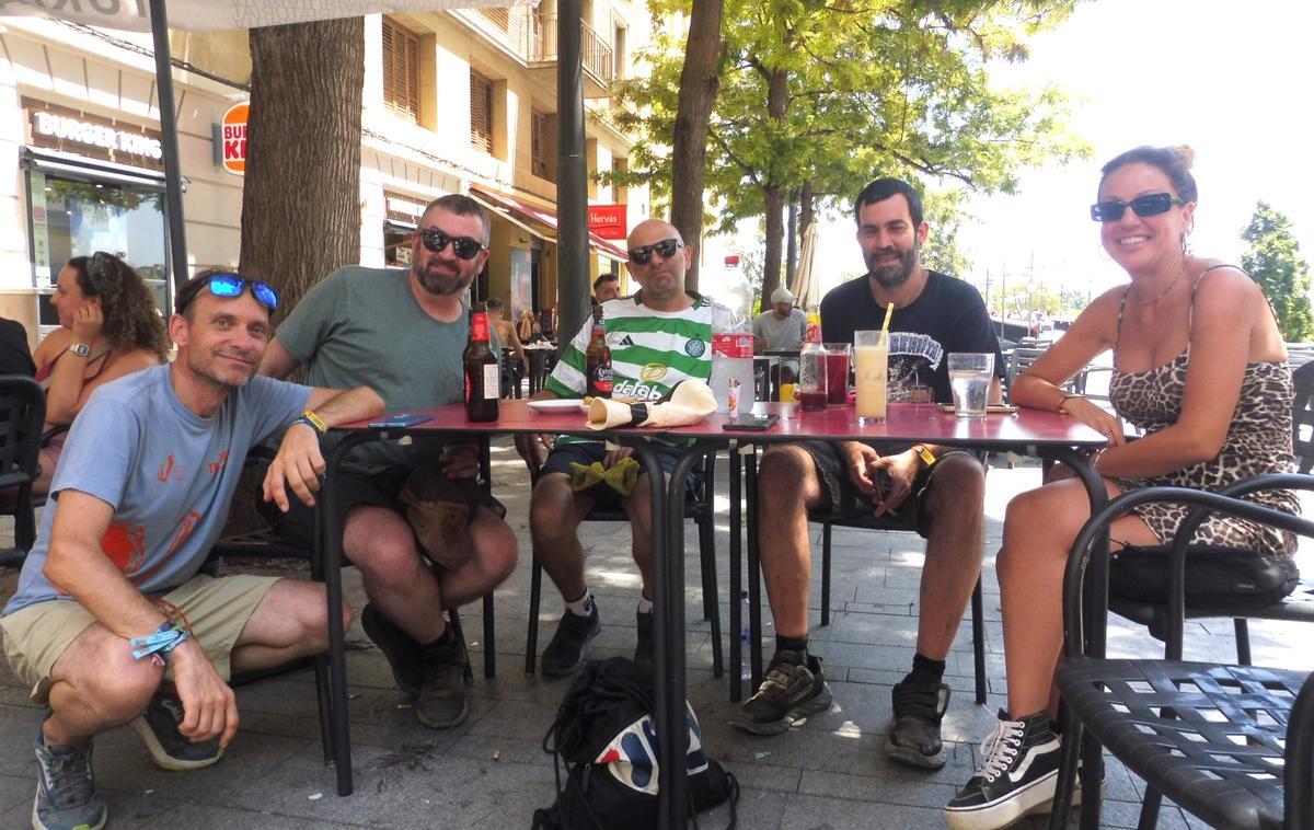 Grupo de amigos alicantinos.