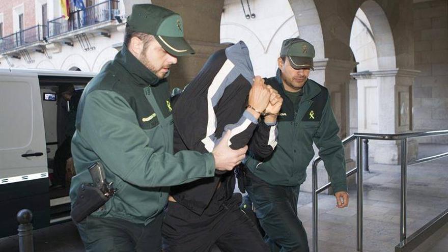 Libertad con cargos para los farmacéuticos detenidos en Zaragoza