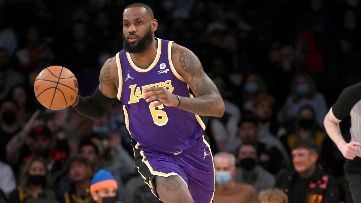 LeBron, con los Lakers.