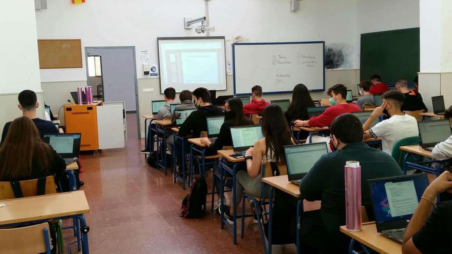 Clase con ordenadores en el IES Universidad Laboral, en una imagen de archivo. | OPINIÓN DE MÁLAGA
