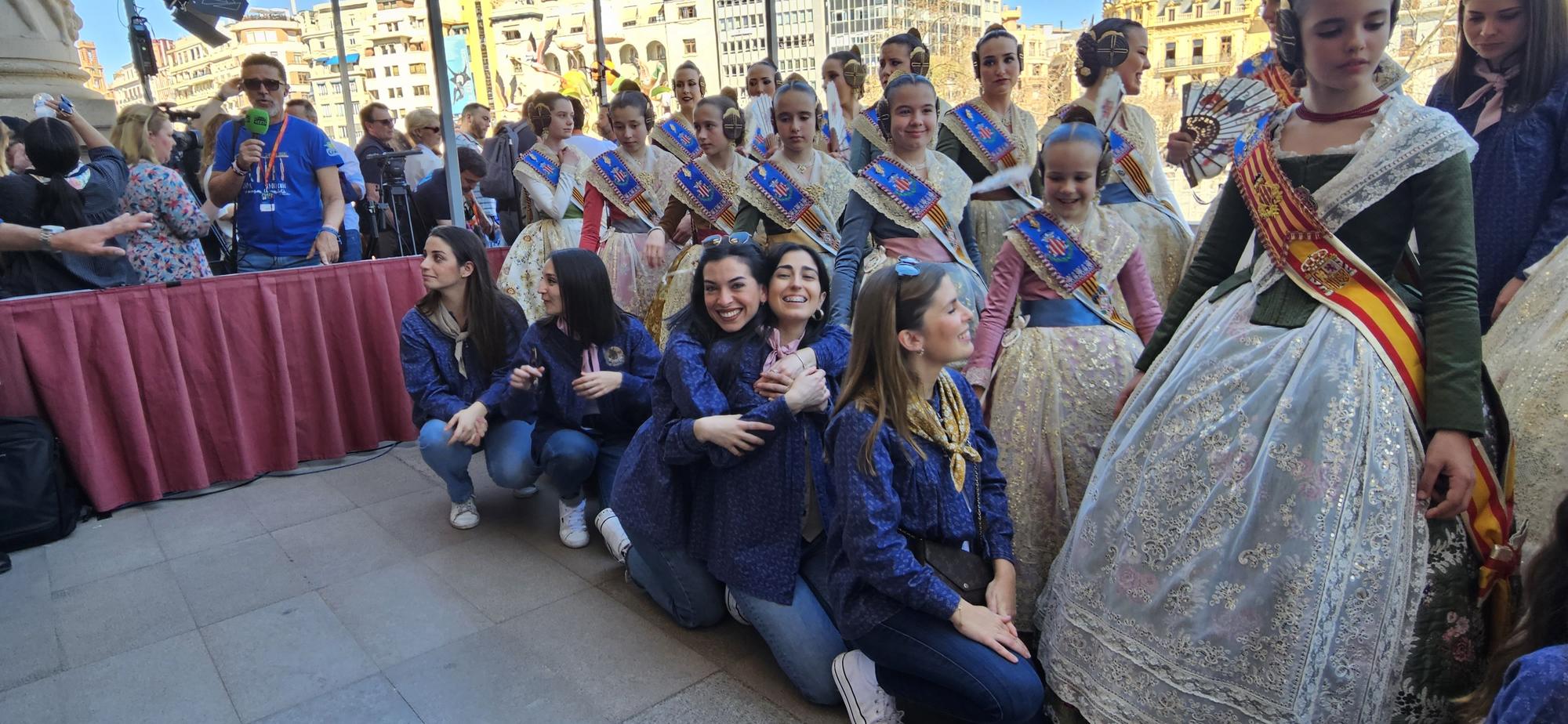 Luego llegaron l@s influencers, pero ellas también lo son aún más.