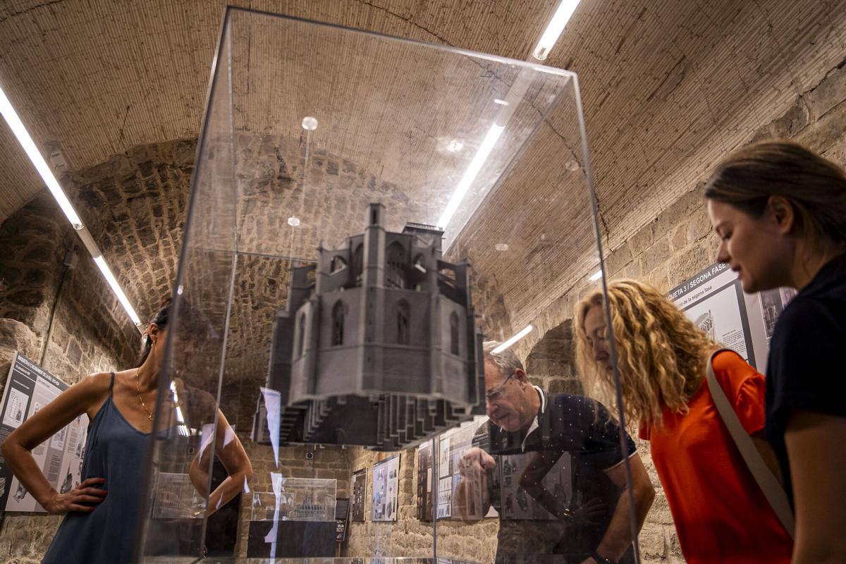 La Seu de Manresa, parada turística aquest agost