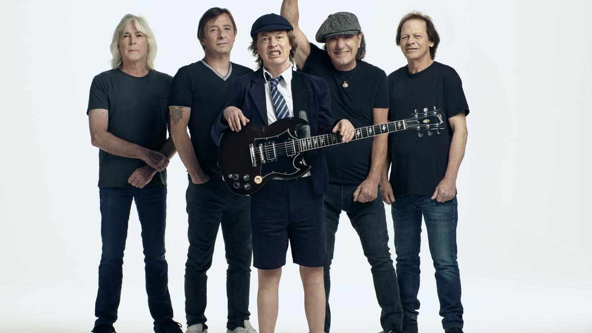 Los Young, fundadores de AC/DC, una descarga de rock de alto voltaje - La  Nueva España