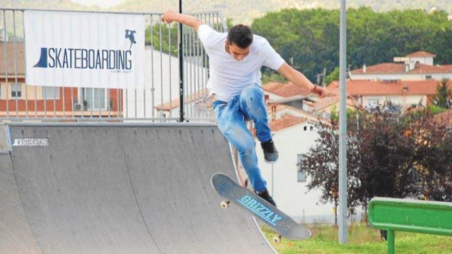 Skateboarding: del carrer fins a convertir-se en esport d´elit a Olot