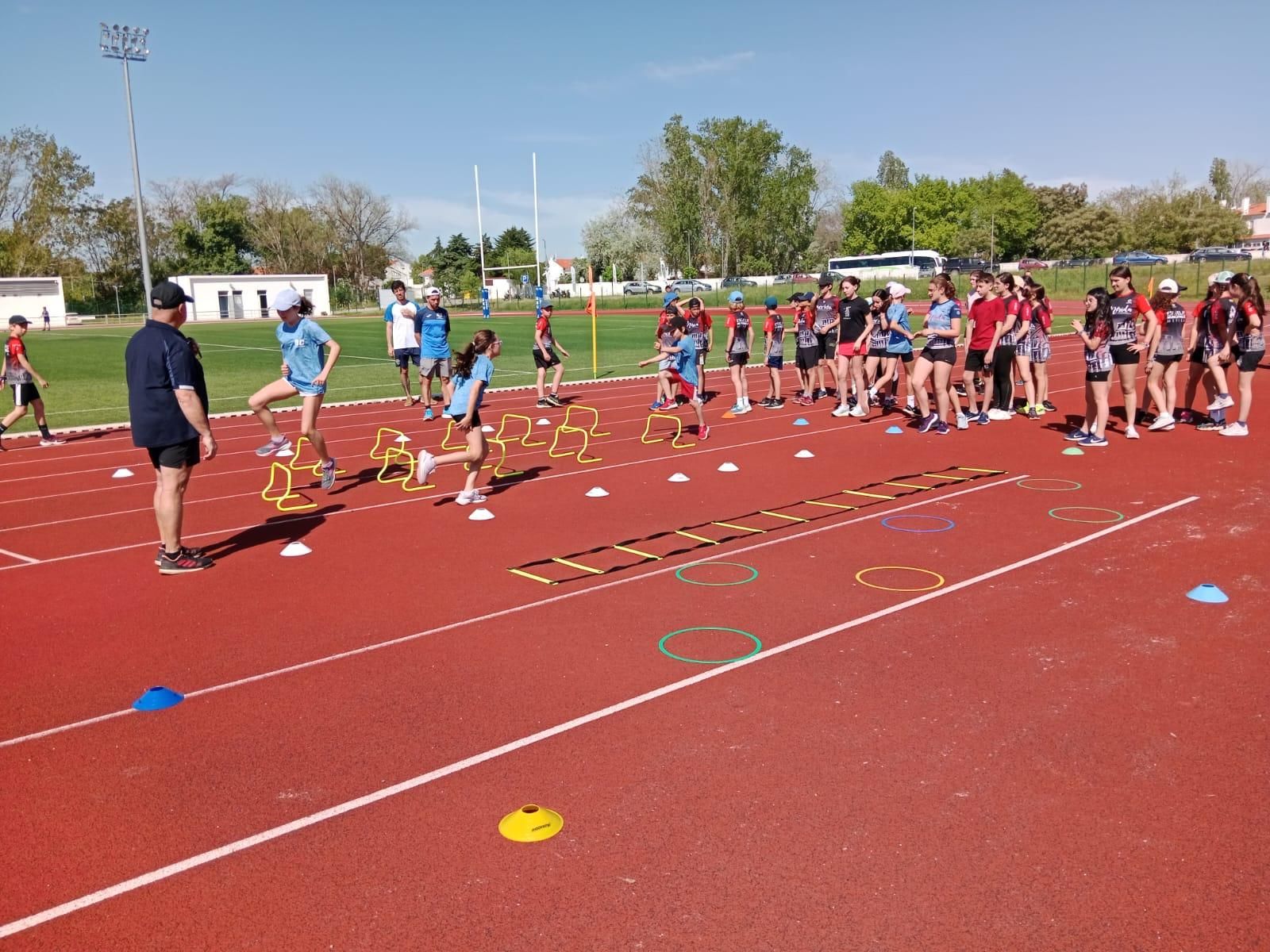 Los alumnos de Mérida y Évora, unidos por el deporte