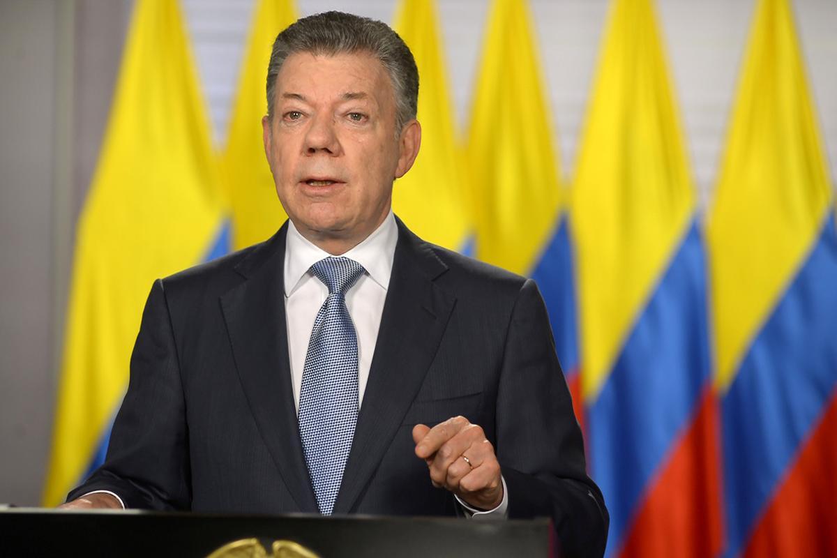 Colombia’s President Juan Manuel Santos gives a speech to the nation in Bogota, Colombia May 25, 2018. Colombian Presidency/Handout via REUTERS   ATTENTION EDITORS - THIS IMAGE HAS BEEN SUPPLIED BY A THIRD PARTY