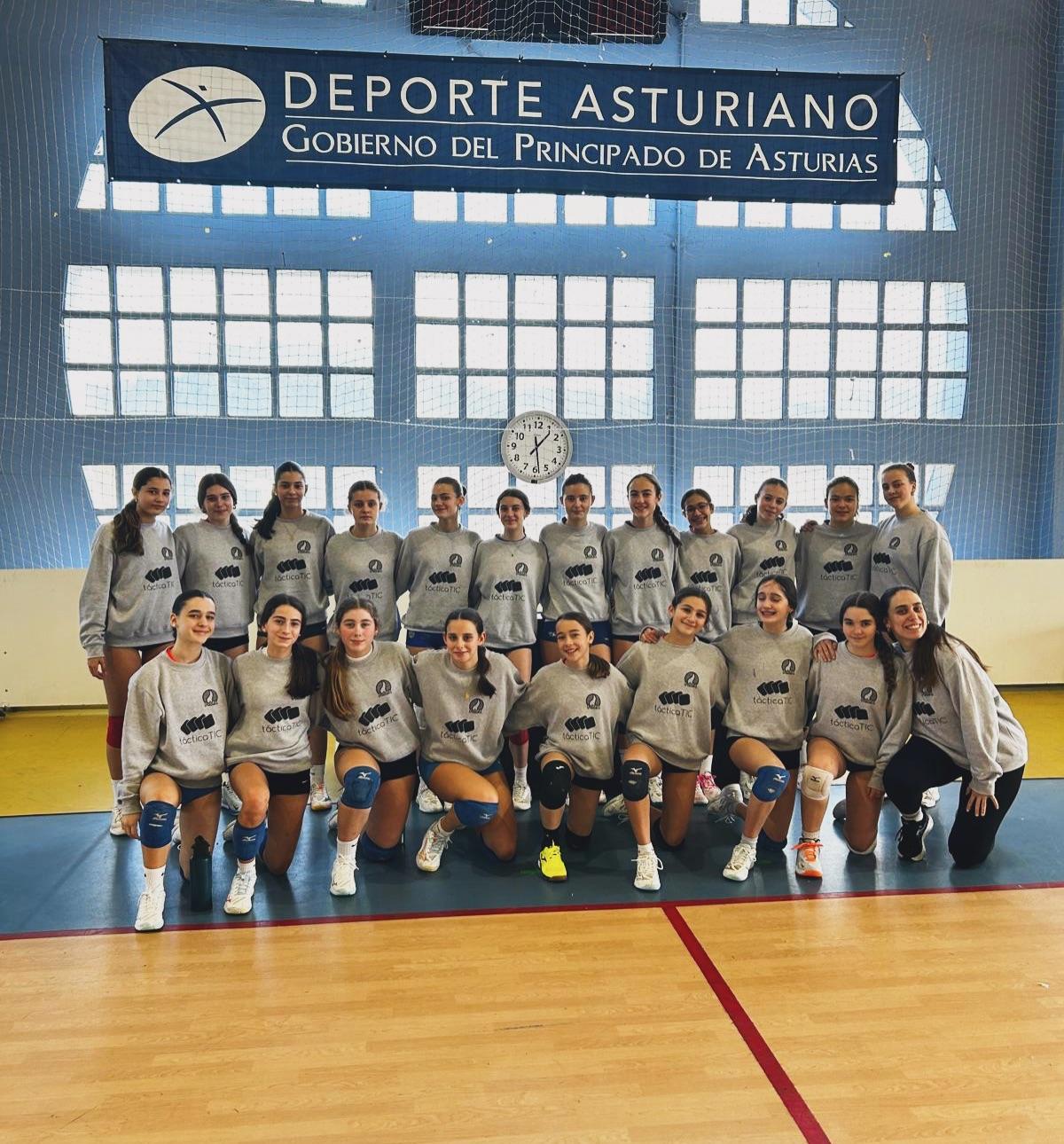 Jornadas de tecnificación de la Federación de Voleibol en Llanes