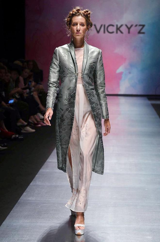 Vicky Zhang