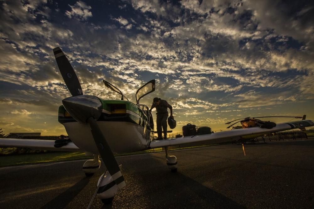 Manuel Díaz y su copiloto inician su vuelo desde la Morgal a Plymouth