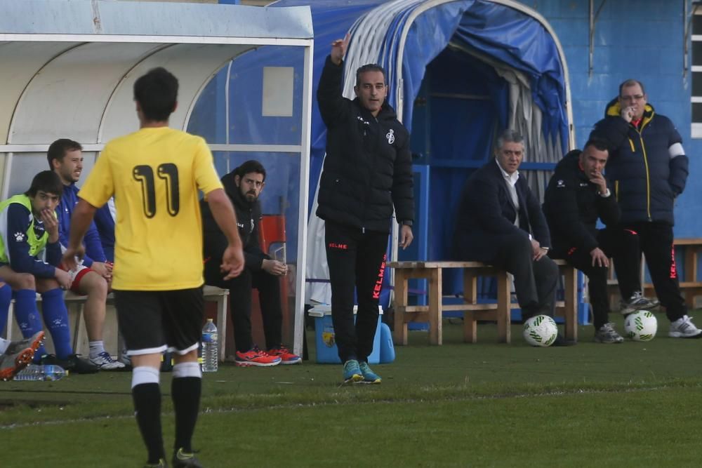 El partido entre el Real Avilés y el Urraca, en imágenes