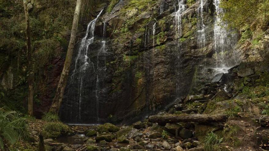 Ruta a las cascadas de Guanga: un tesoro escondido en Oviedo