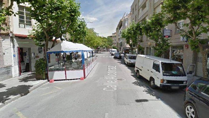 Detenido por agredir a su pareja, menor de edad, en una calle de Huesca