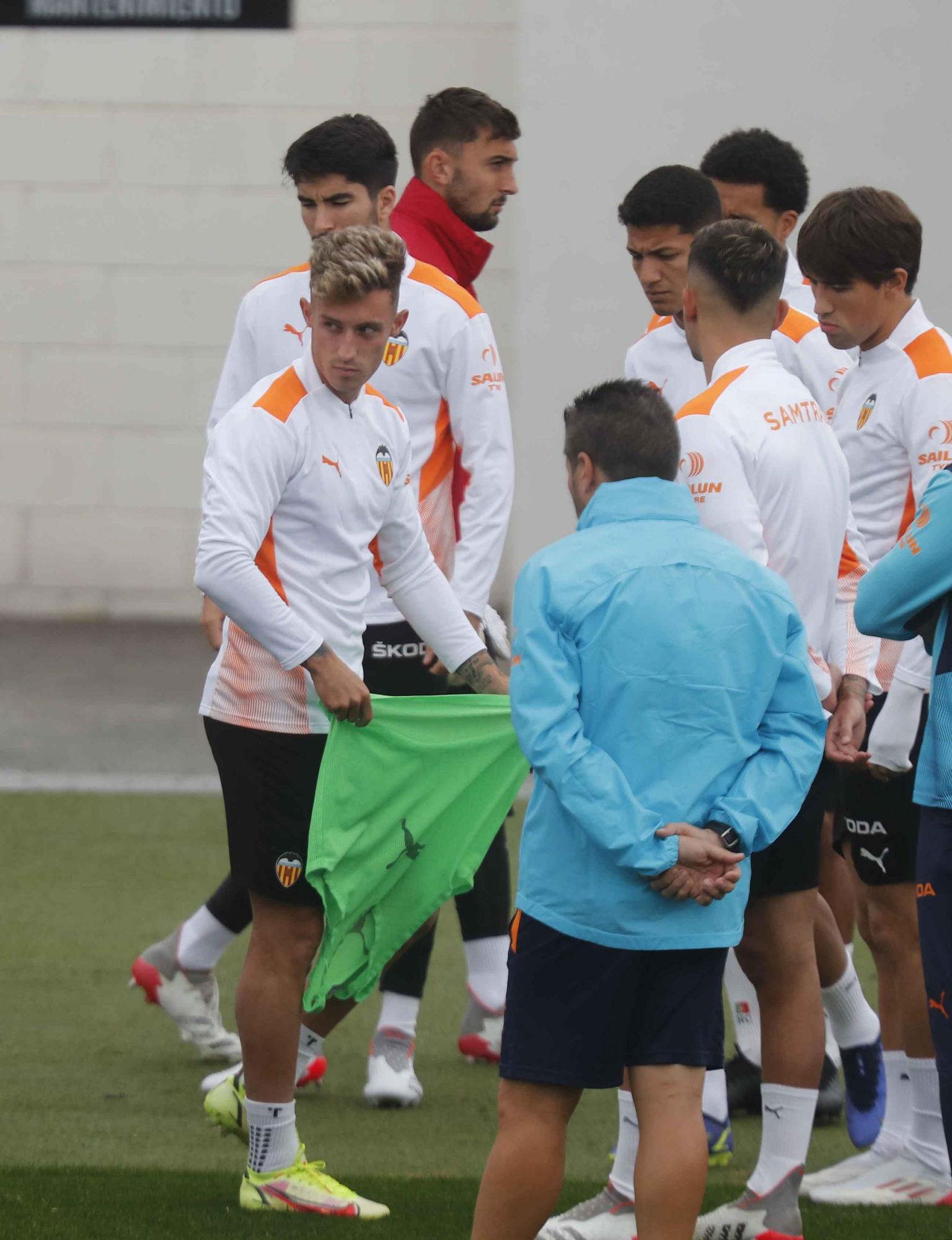 Última sesión antes del partido frente a la Real Sociedad para el Valencia