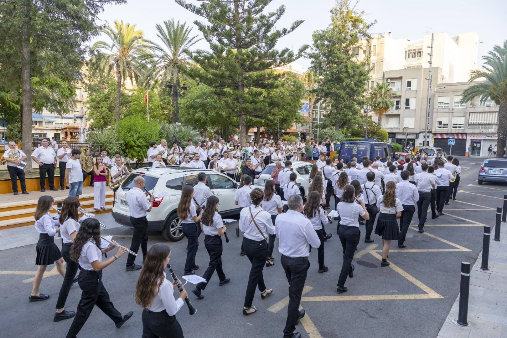 Las bandas de música de Paiporta y Catarroja, protagonistas del Festival Internacional de Bandas Ciudad de Torrevieja
