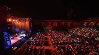 Pablo López, Luz Casal y La Plazuela protagonizan la recta final del Festival del Patio + Metrópolis en la provincia de Sevilla
