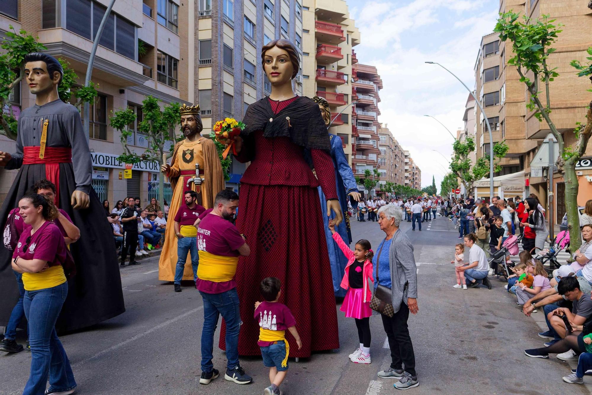 FOTOGALERÍA I Las imágenes del primer domingo de las fiestas patronales de Sant Pasqual en Vila-real