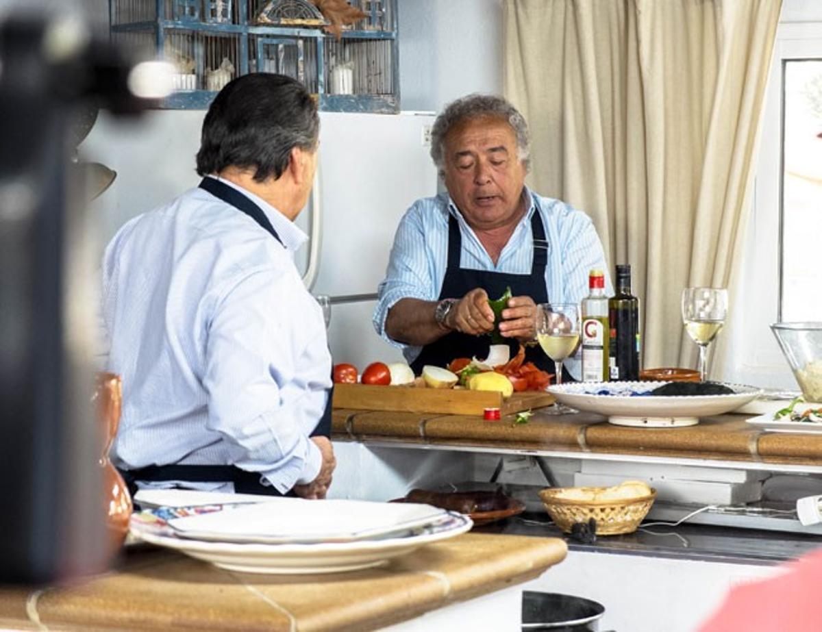Antonio Romero disfruta de su finca 'Cantaora' con amigos y familiares